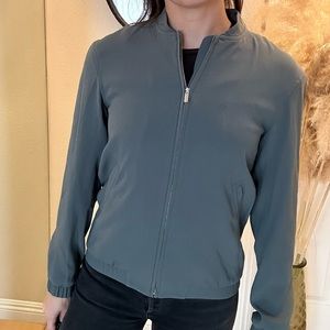 Aritzia Babaton bomber jacket